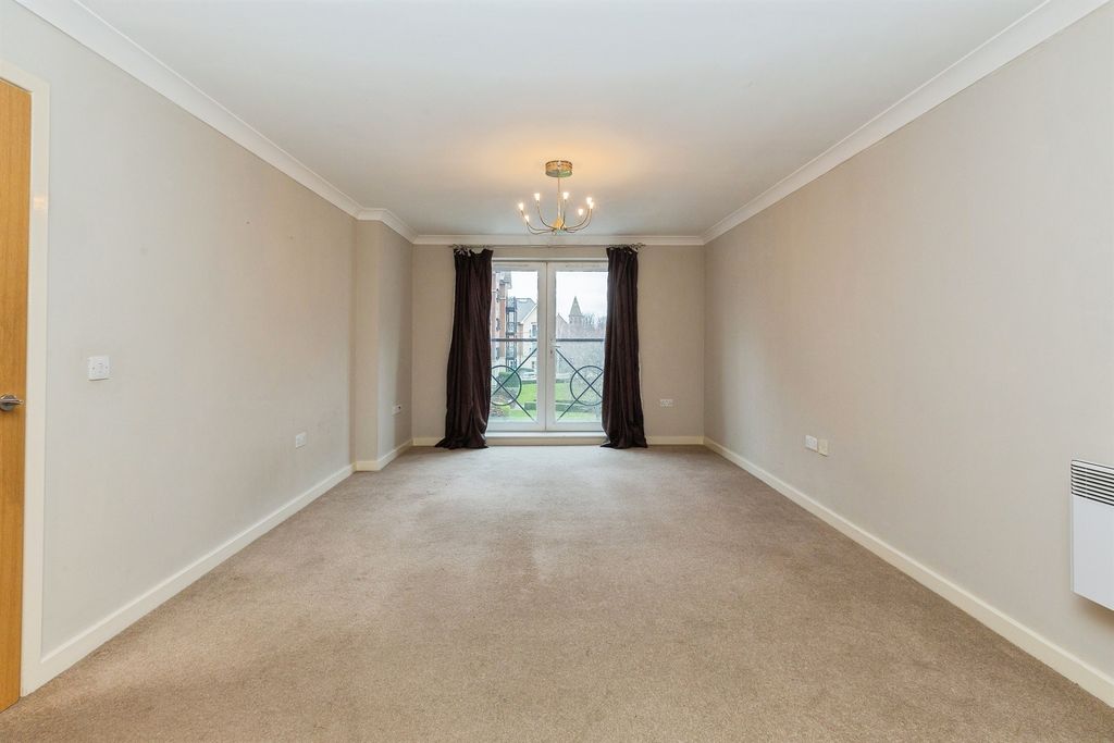 Property photo 3 of 16