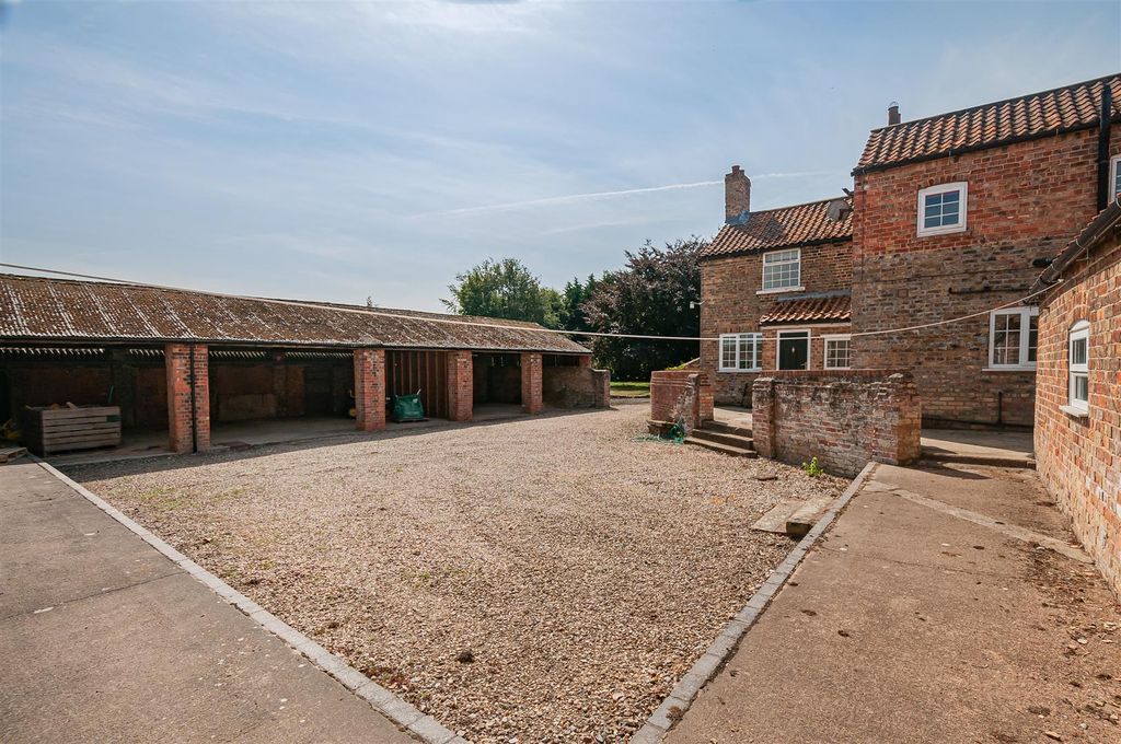Property photo 2 of 19 Landing Farm23.Jpg