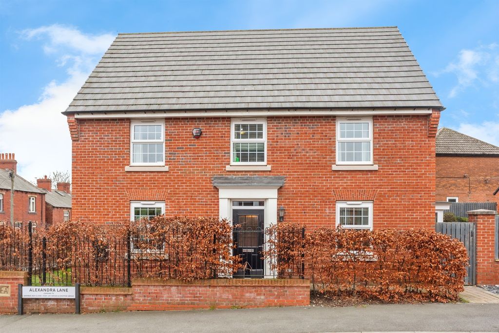 Property photo 1 of 13