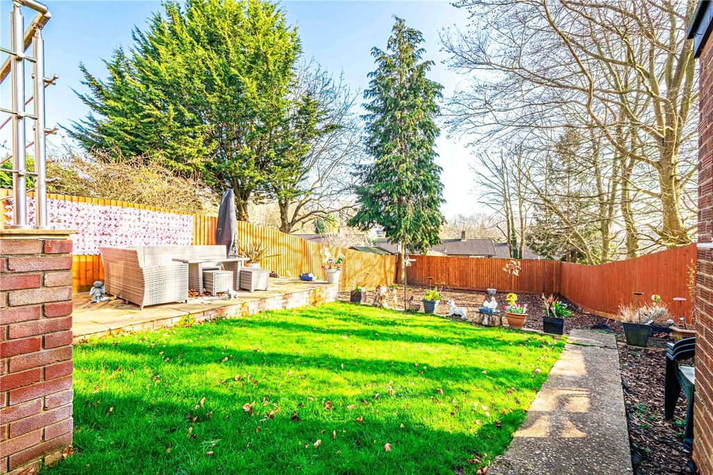 Property photo 1 of 19 Picture No. 17