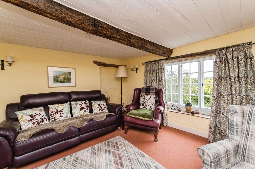 Property photo 3 of 20 Picture No. 10