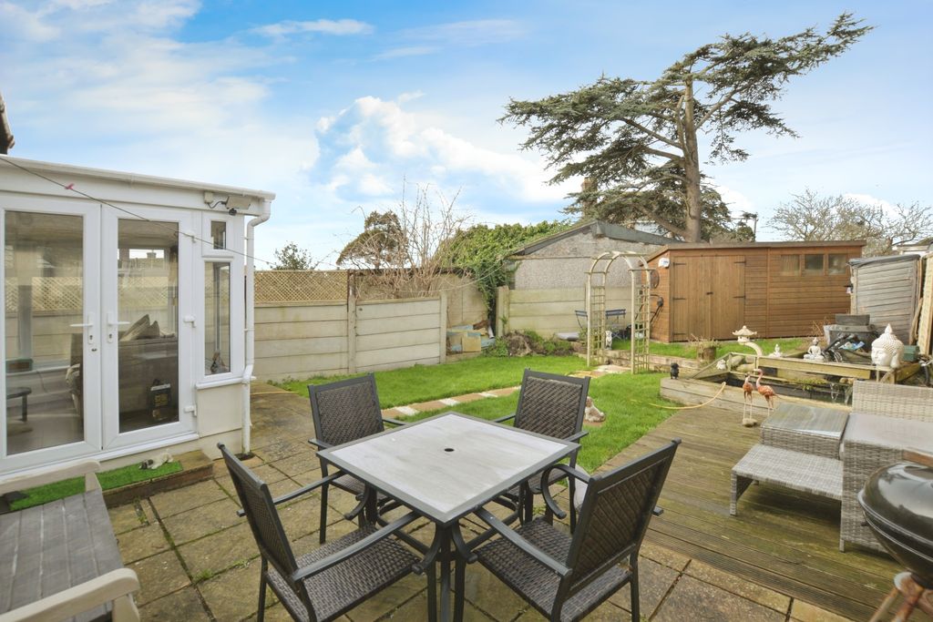 Property photo 2 of 17 Photography