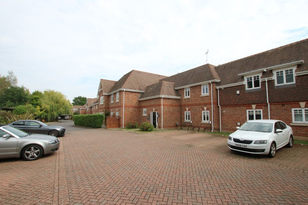 Property photo 2 of 3