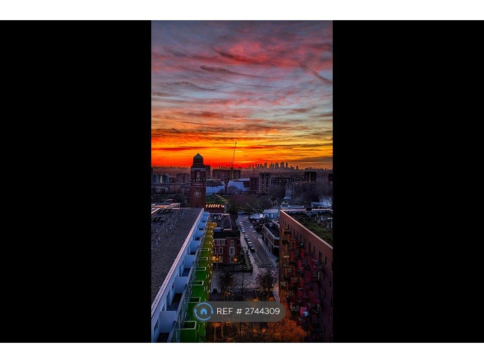 Property photo 2 of 14 London Facing Balcony With Sunset Views