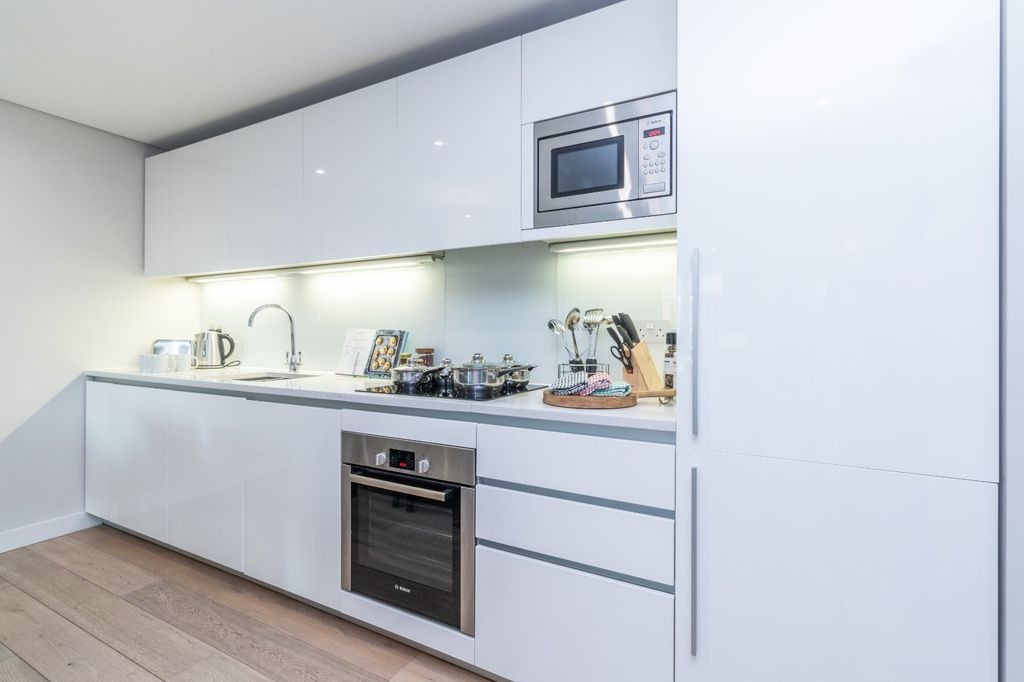 Property photo 3 of 13 Kitchen
