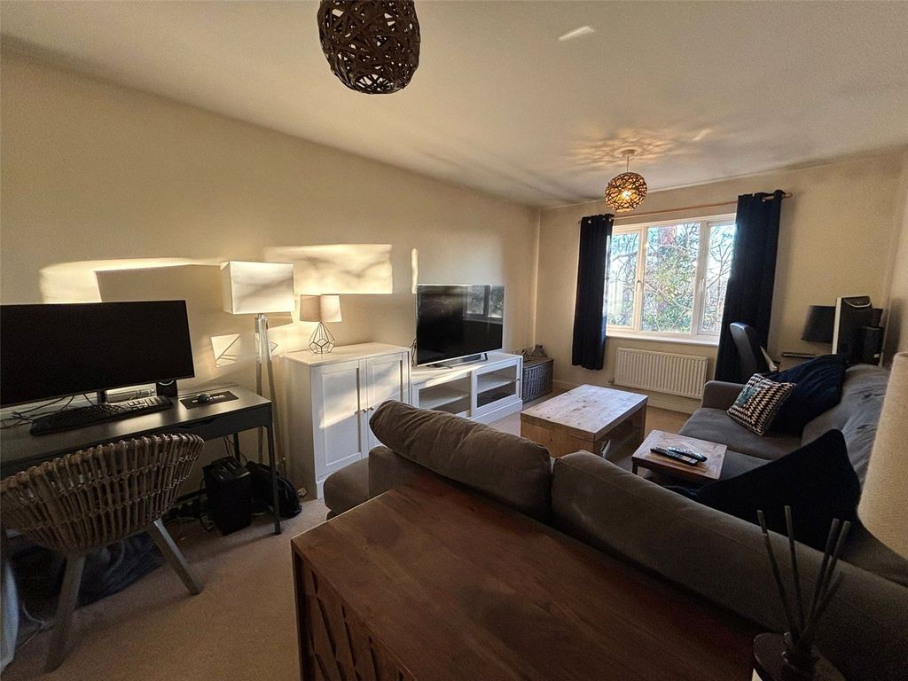 Property photo 3 of 7 Picture No. 07