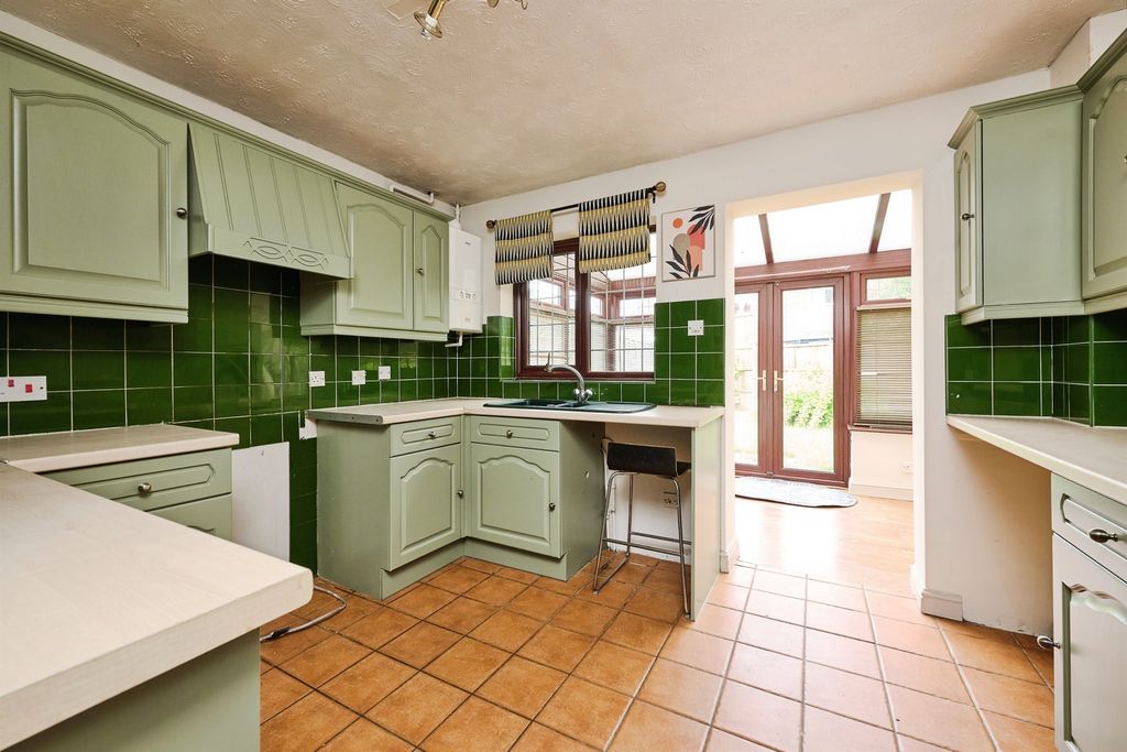 Property photo 2 of 14
