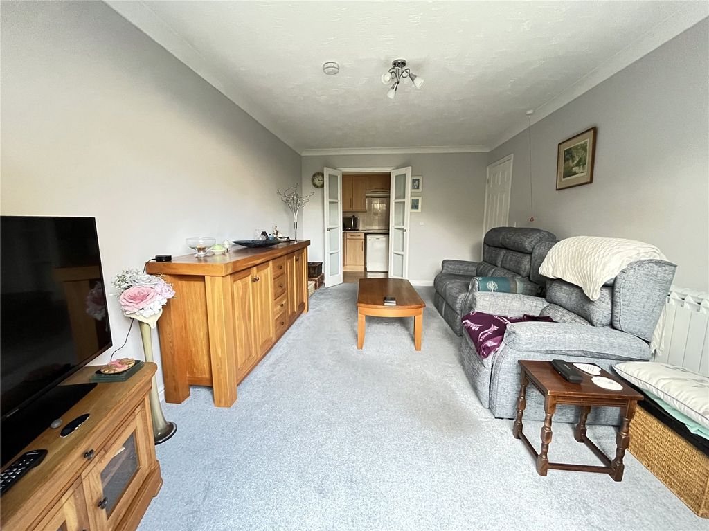 Property photo 3 of 9 Picture No. 06