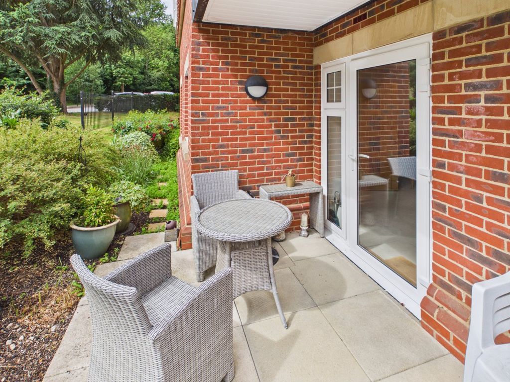 Property photo 2 of 19 Patio