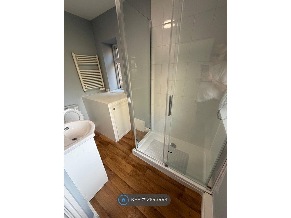 Property photo 2 of 5 Shower Room