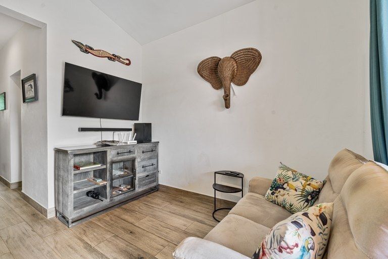 Property photo 2 of 23 <Alttext/>