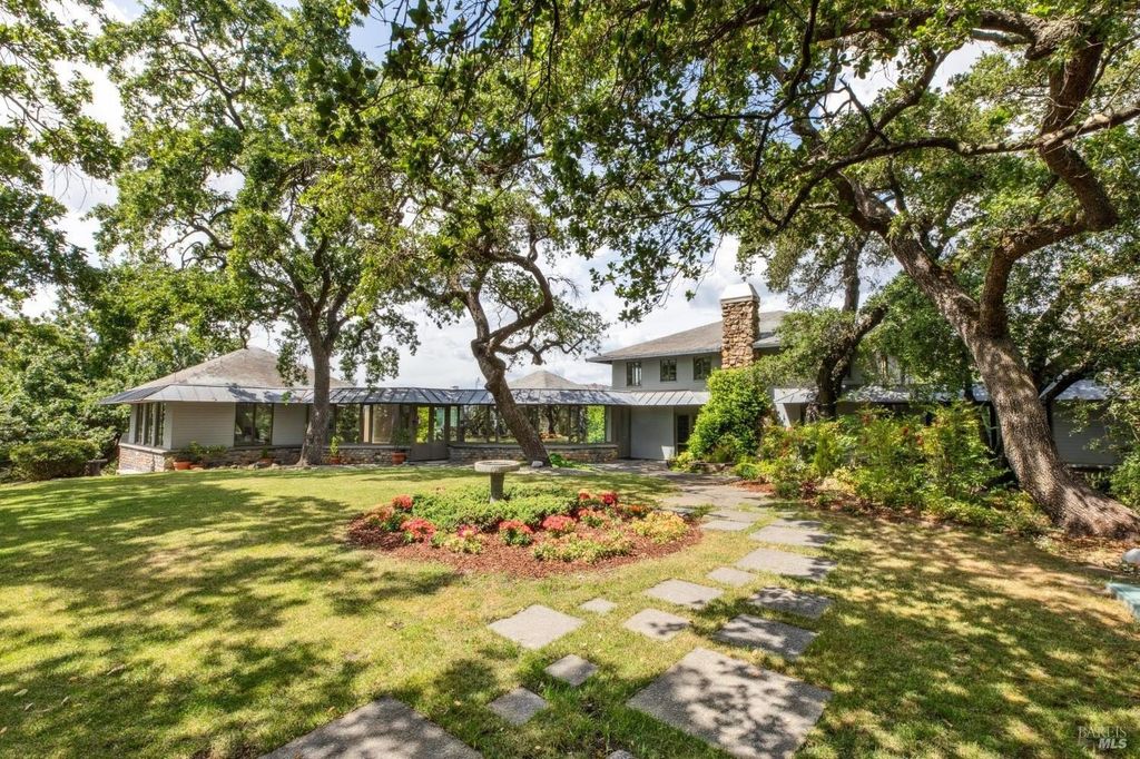 Property photo 1 of 50