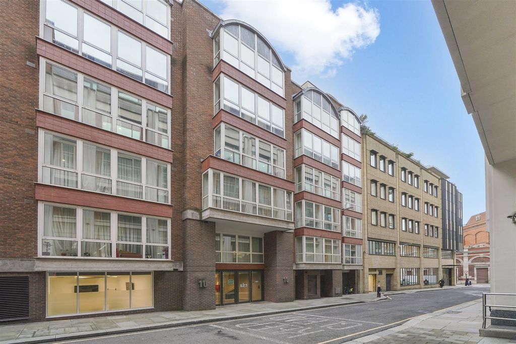 Property photo 3 of 11 Apartment 109, 10 Hosier Lane - Gkabapkazqfmyallzz
