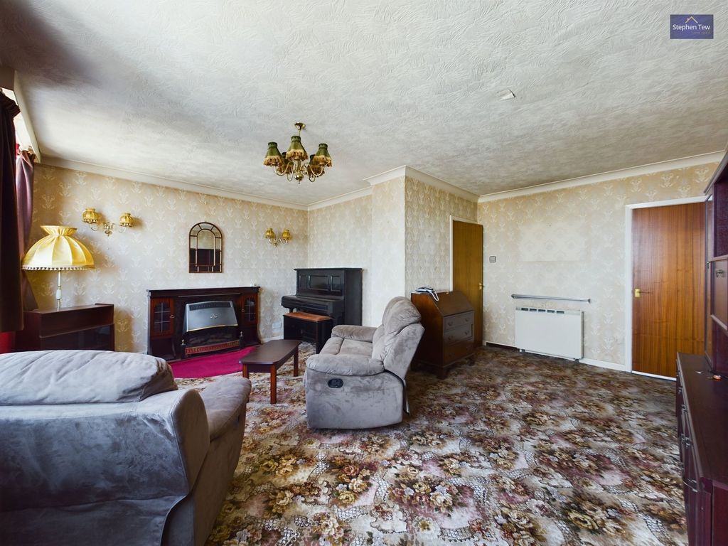 Property photo 2 of 22