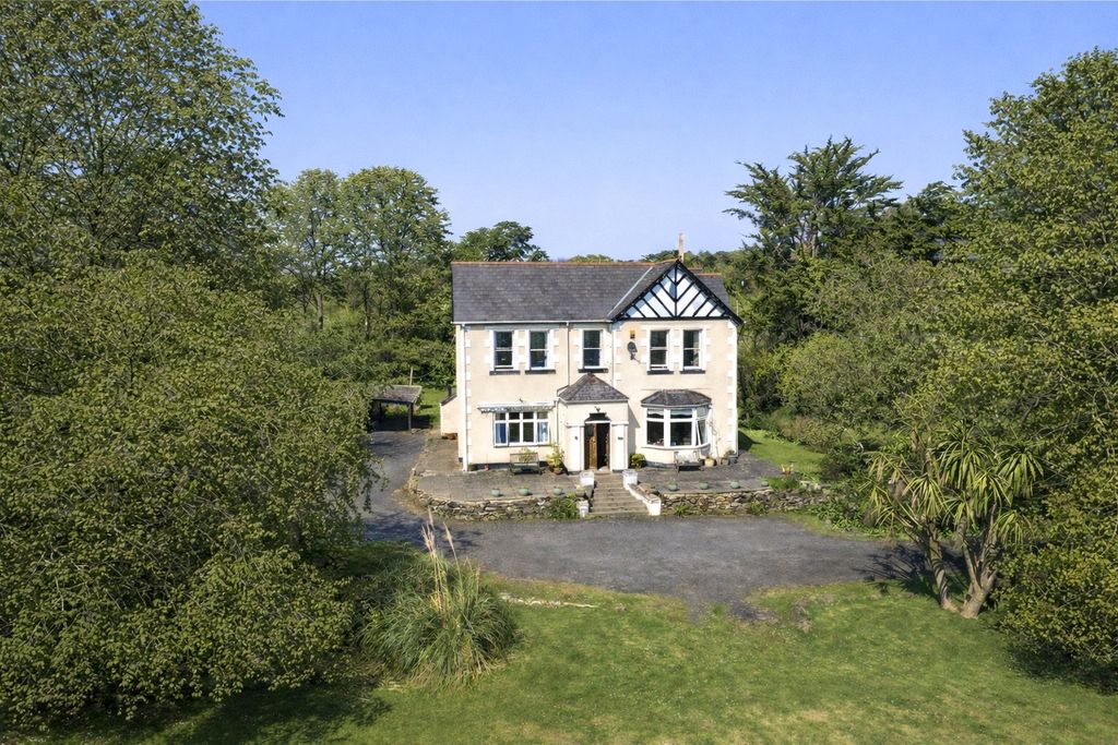 Property photo 2 of 46 Picture No. 73