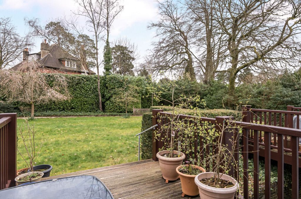 Property photo 3 of 18 1422409-3-69B038F...