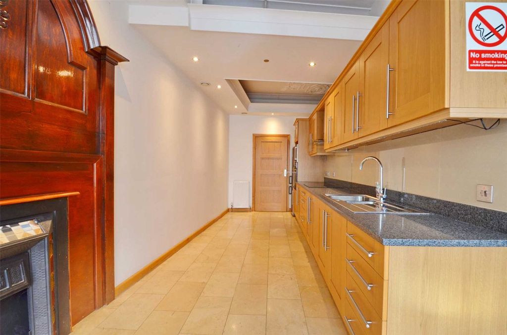 Property photo 3 of 10 Picture No. 17