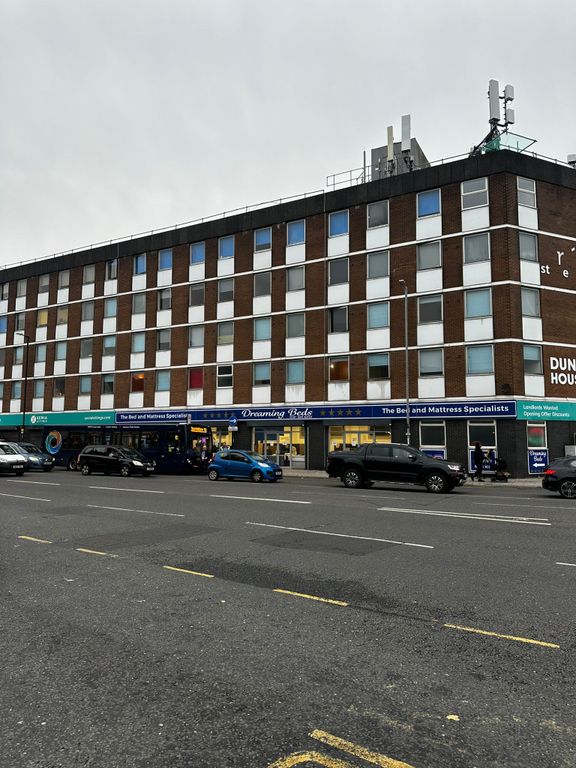 Property photo 1 of 2