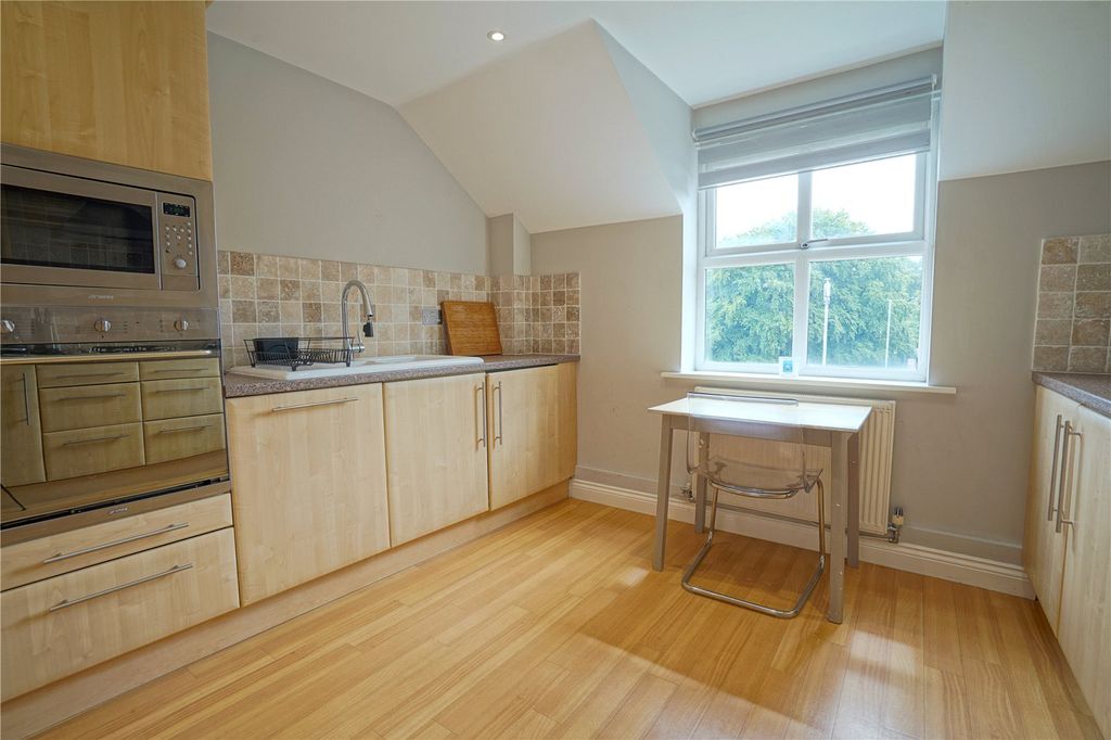 Property photo 2 of 15 Picture No. 07