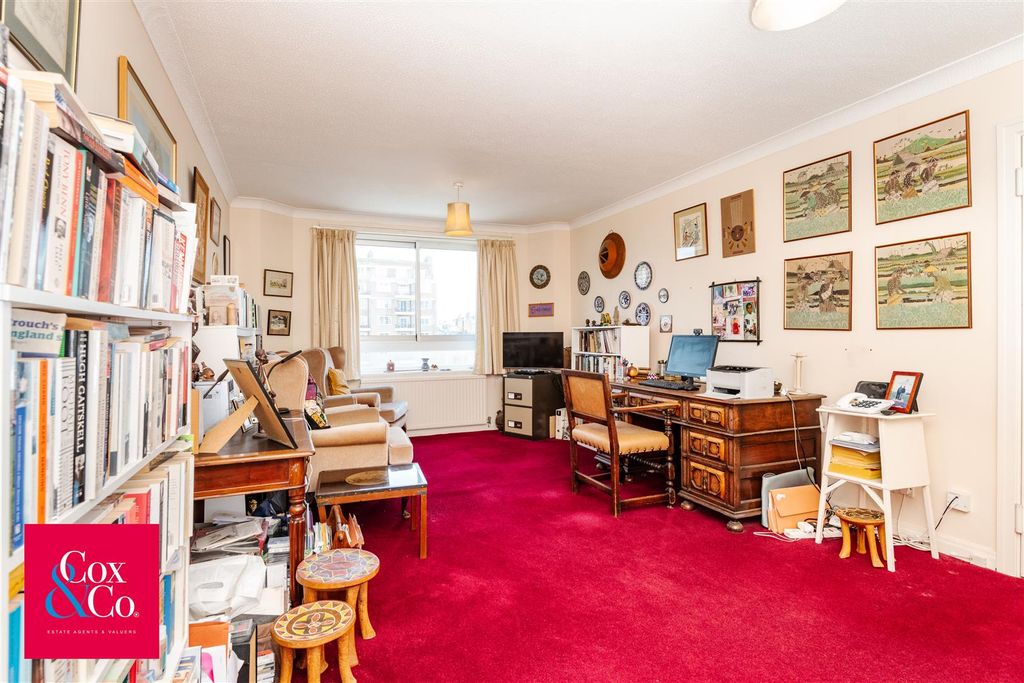 Property photo 3 of 16 85A_4824.Jpg