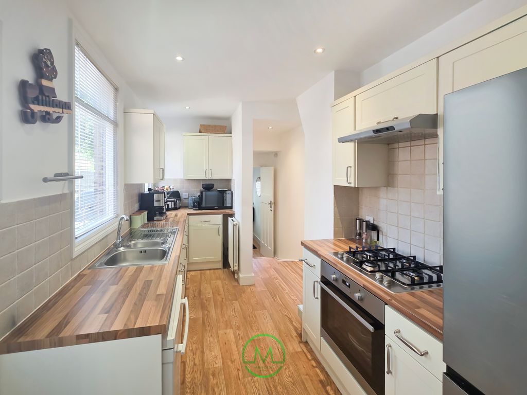 Property photo 2 of 18 Gallery