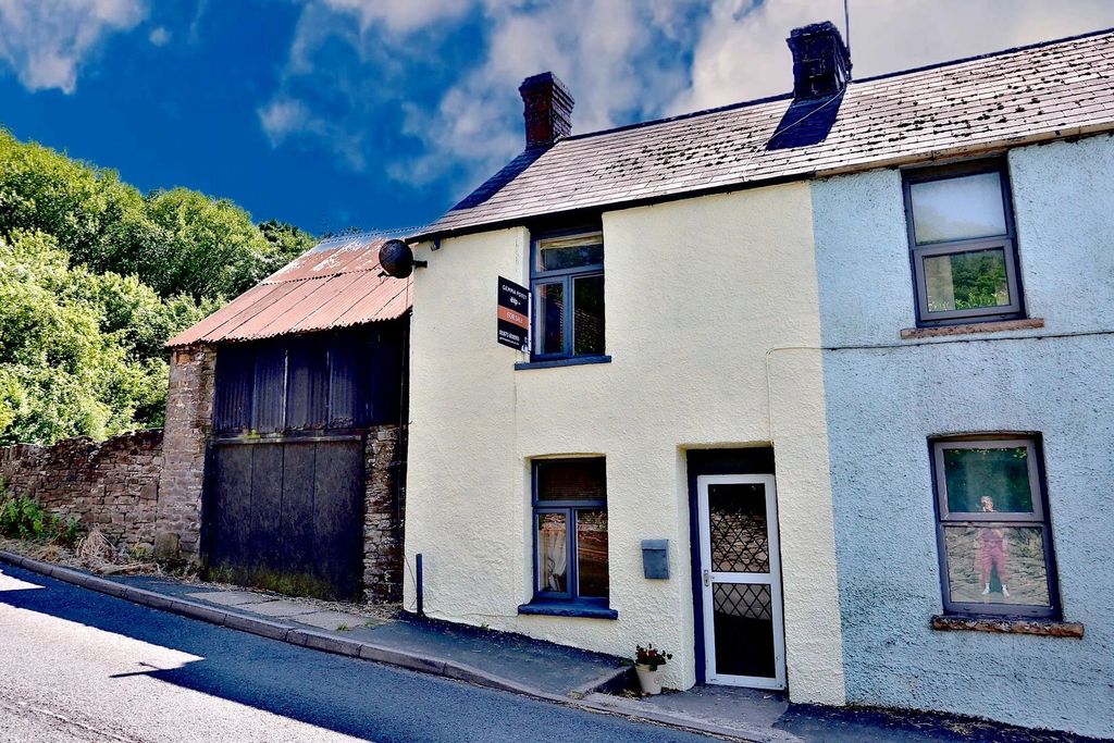 Property photo 1 of 11