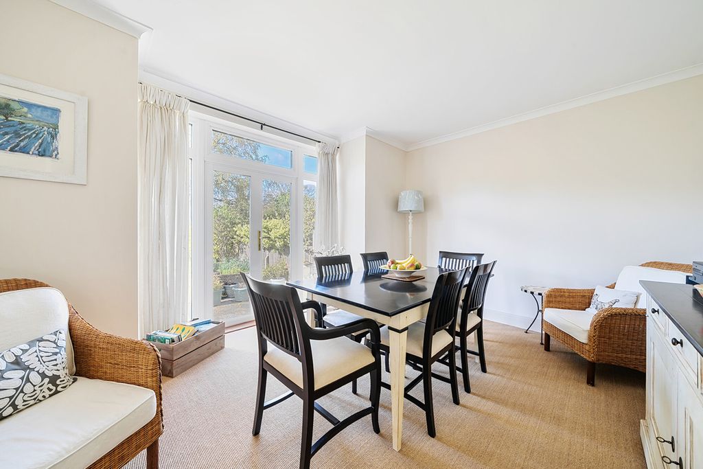 Property photo 3 of 29 Dining