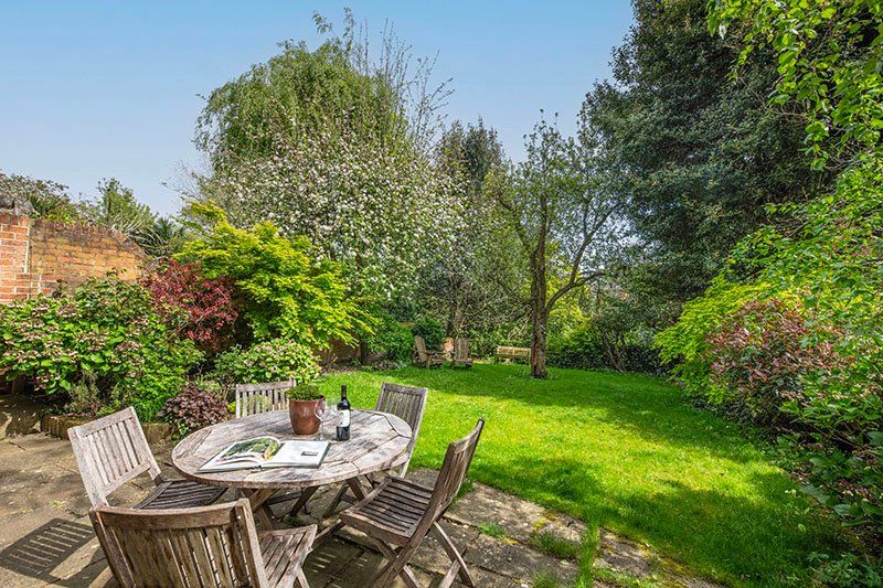Property photo 2 of 18 Picture No. 27