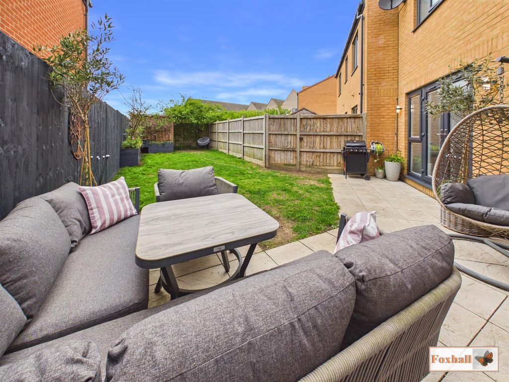Property photo 3 of 27 Rear Garden