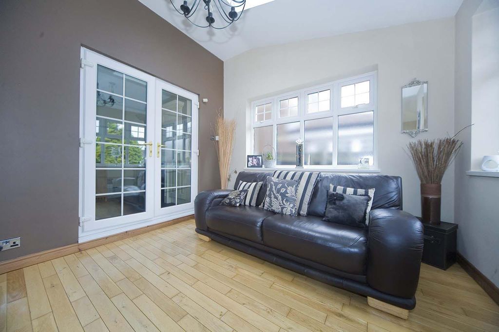 Property photo 3 of 25