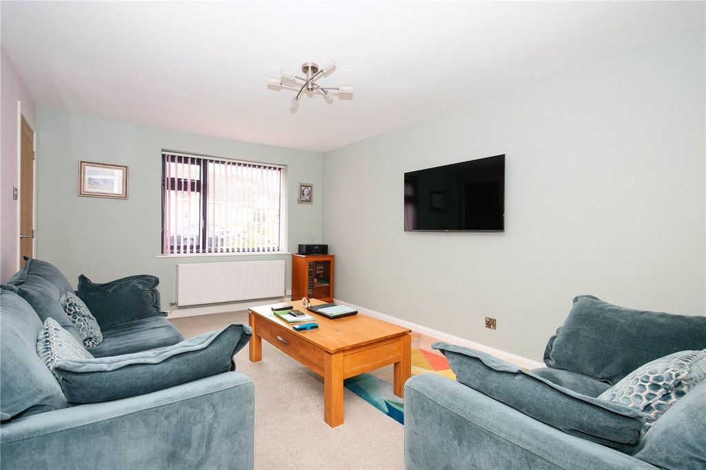 Property photo 2 of 13 Picture No. 04