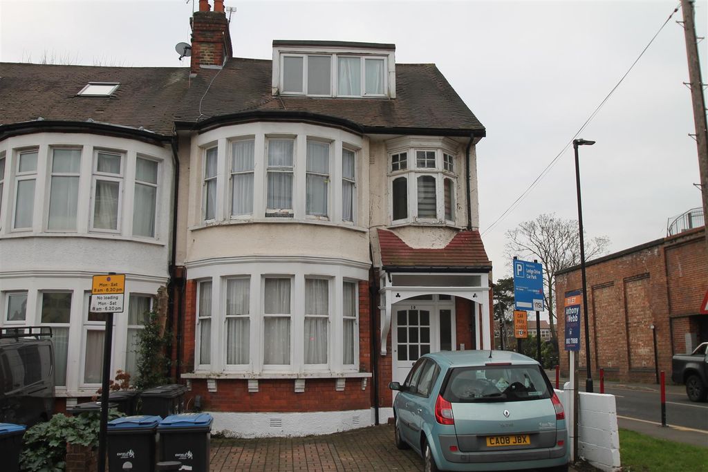 Property photo 3 of 11 Img_4023.Jpg