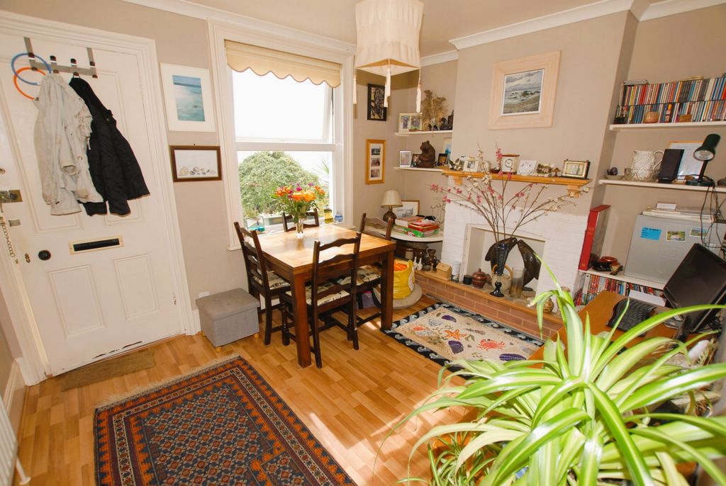 Property photo 2 of 13 Dining Room