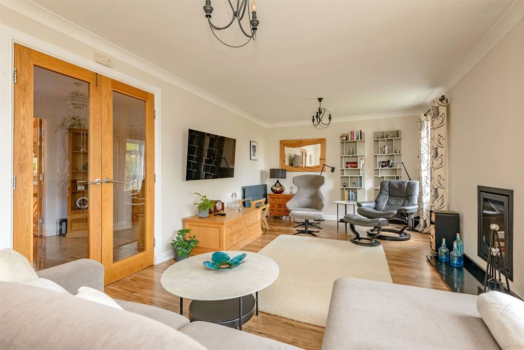 Property photo 2 of 20 Picture No. 08