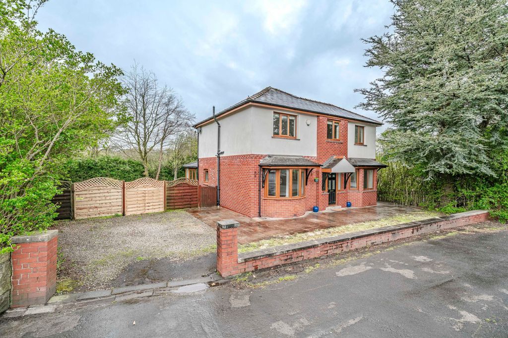 Property photo 1 of 40