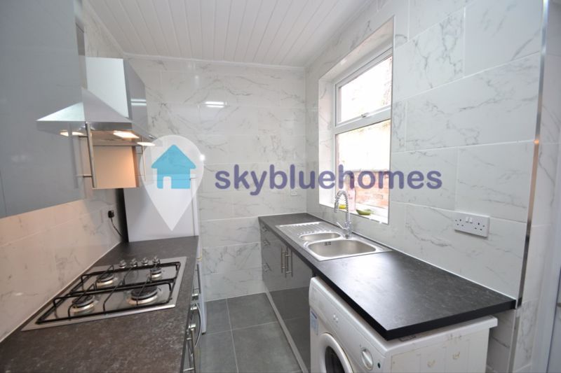 Property photo 2 of 7 Photo 7