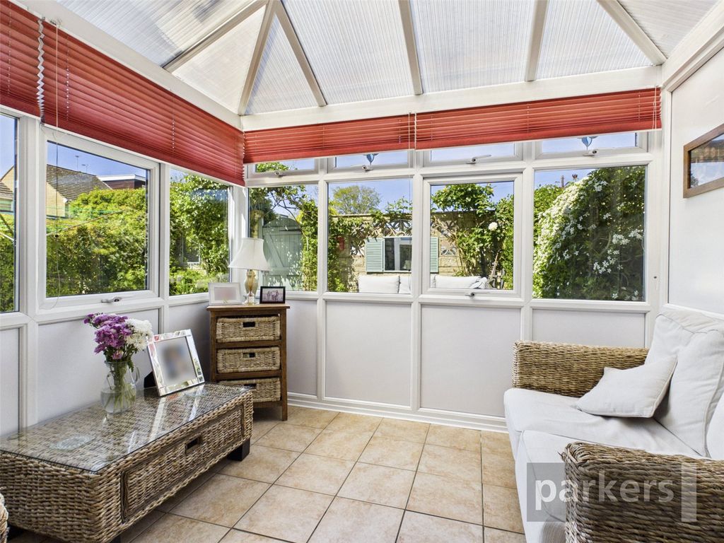Property photo 3 of 52 Picture No. 04