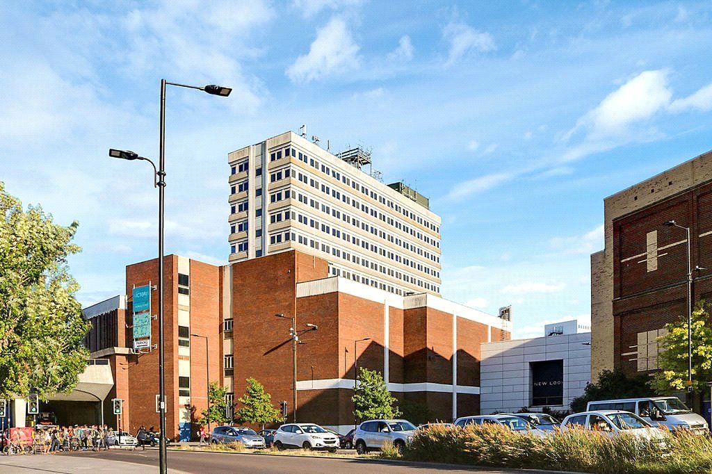 Property photo 1 of 10