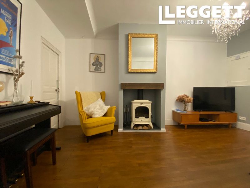 Property photo 3 of 10