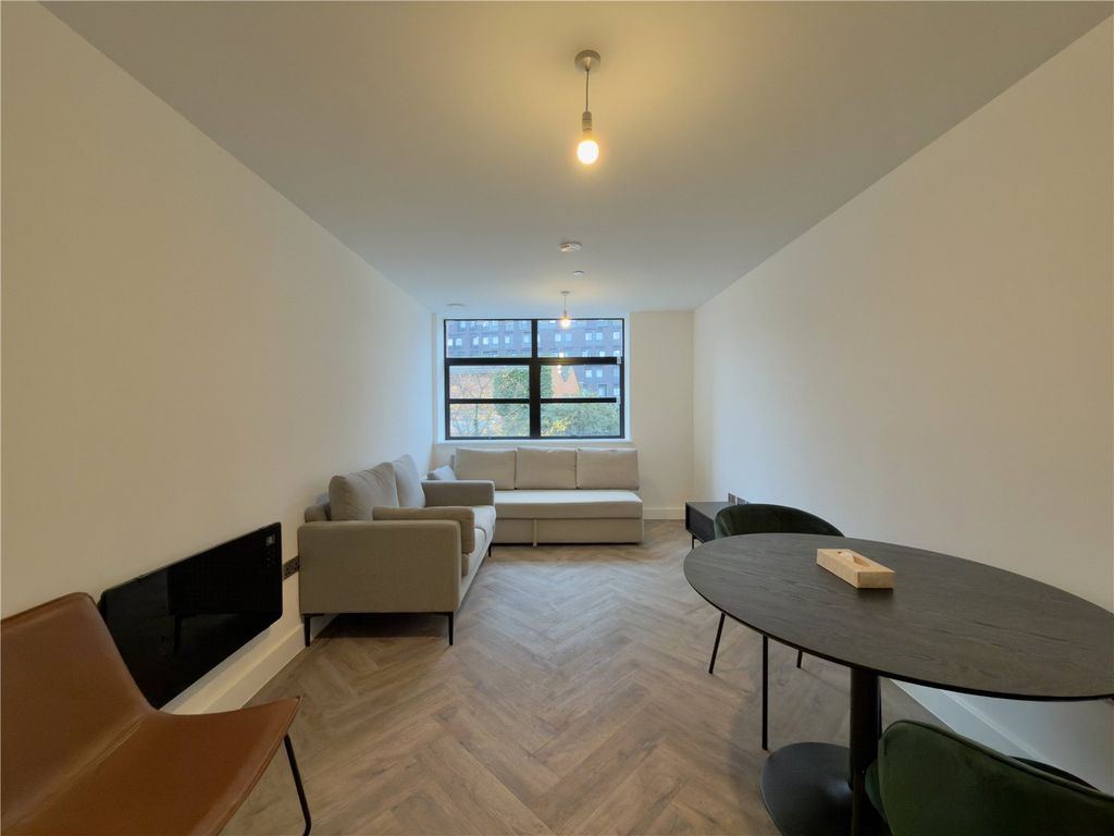 Property photo 2 of 8 Picture No. 05