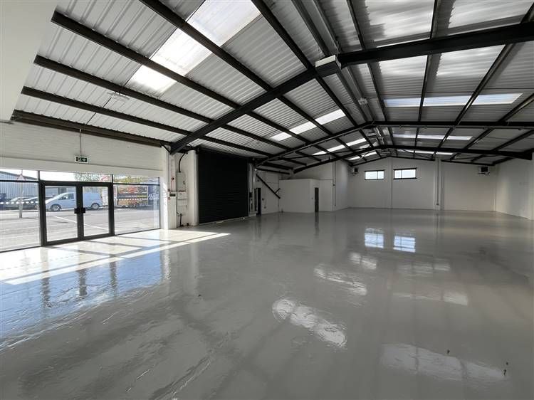 Property photo 2 of 8