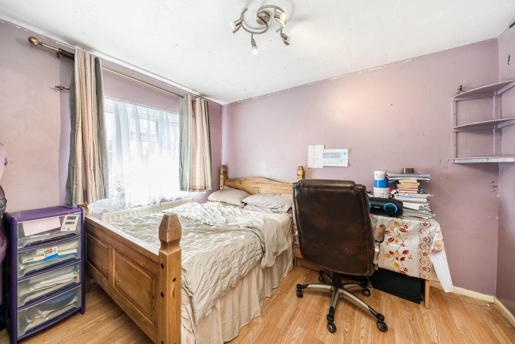 Property photo 3 of 8 Bra06620.Jpg