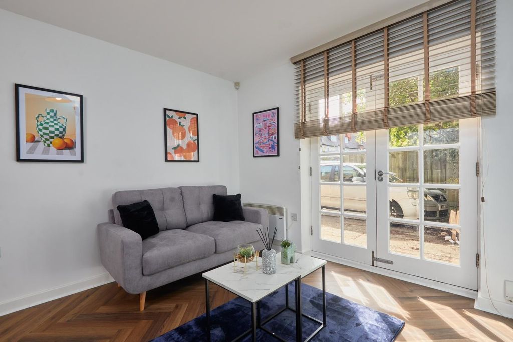 Property photo 2 of 22 Photo 1