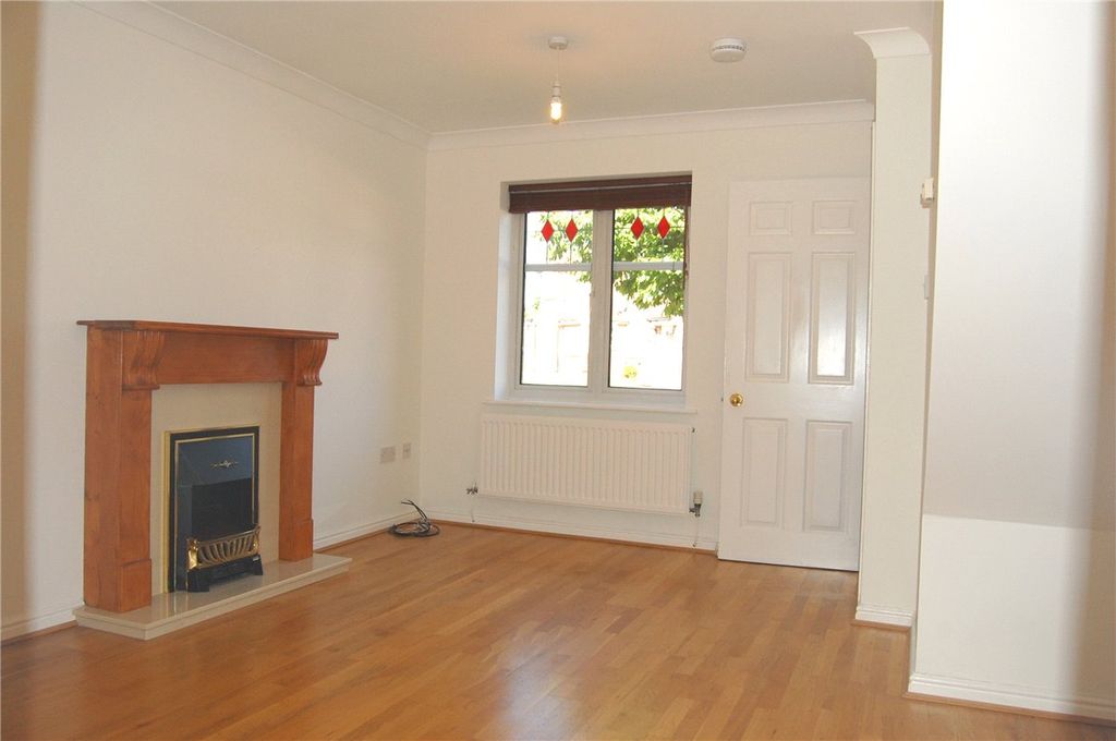 Property photo 2 of 4 Picture No. 12