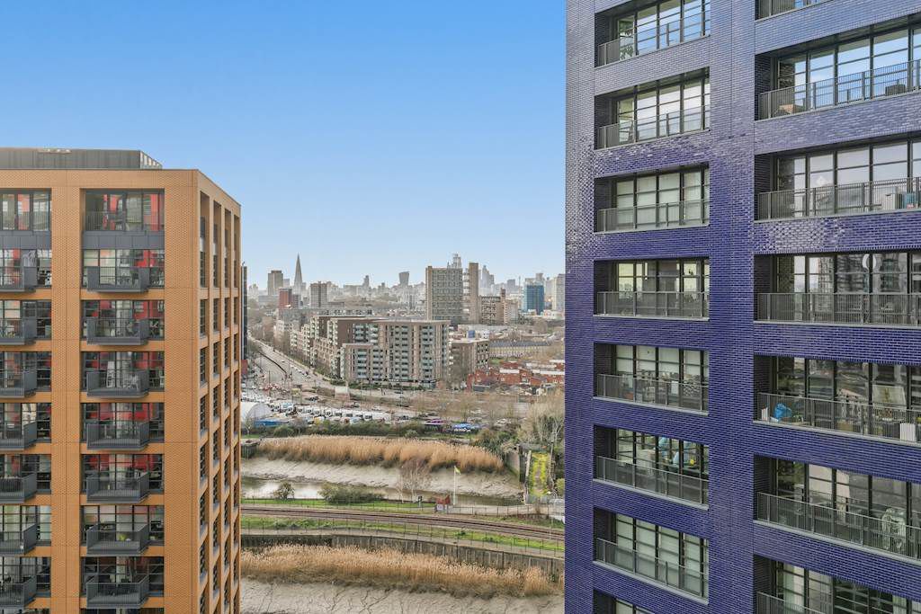 Property photo 2 of 15 Photo 13