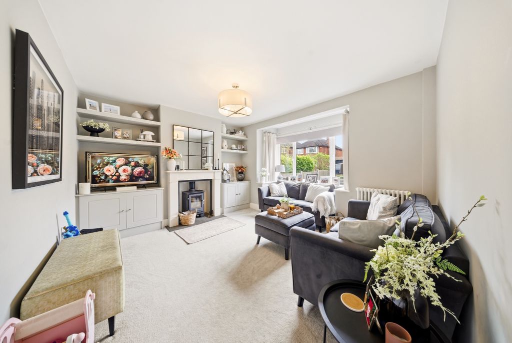 Property photo 3 of 24