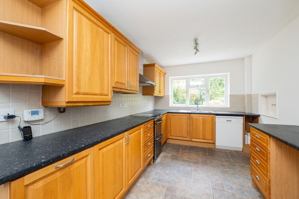 Property photo 3 of 10 Picture 3