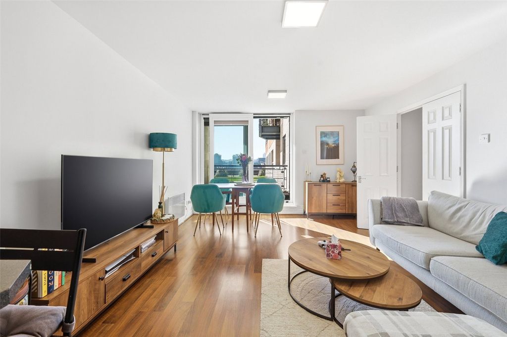 Property photo 2 of 21 Picture No. 07