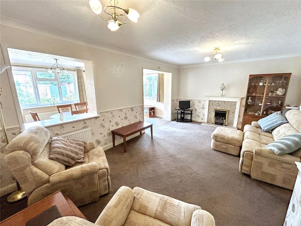 Property photo 2 of 13 Sitting Room