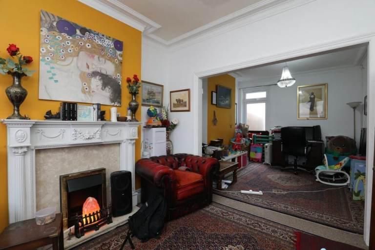 Property photo 1 of 12 Photo 1